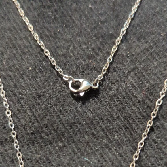 Silver Plated Grey Iridescent Abalone Shell Pendant Statement Necklace - Picture 4 of 6